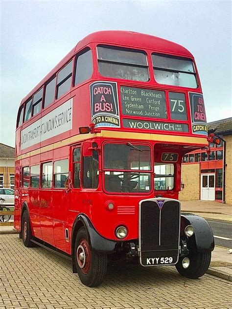 Pin By Richard Butters On Classic Vintage Coach S Buses London