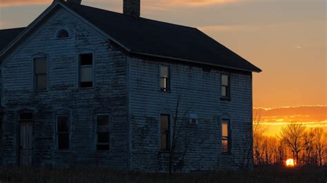 ABANDONED HOUSE REVISITED: EXTERIOR