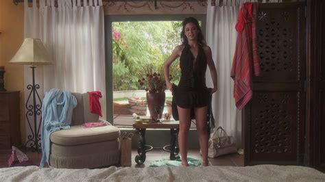 Naked Emmanuelle Chriqui In Elektra Luxx