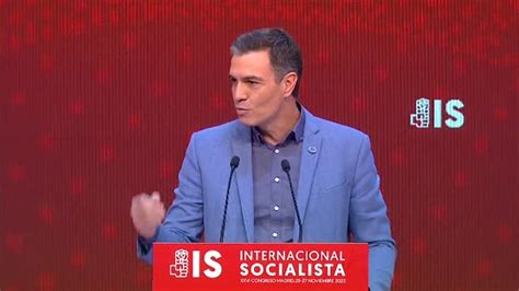 Sánchez Dice Que España Avanza Pese Al Ruido Y Los Insultos De La