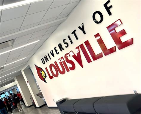 University of Louisville - APPLYWAVE