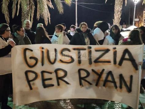 Bimbo Ferito A Ventimiglia Una Manifestazione Per Chiedere Giustizia