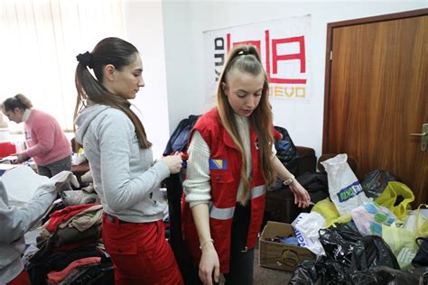 Crveni križ BiH Ogroman odziv građana na akciju prikupljanja pomoći za