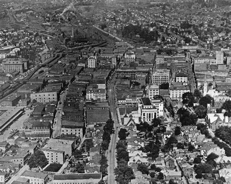 A visual history of Roanoke and the New River Valley: 1900-1925