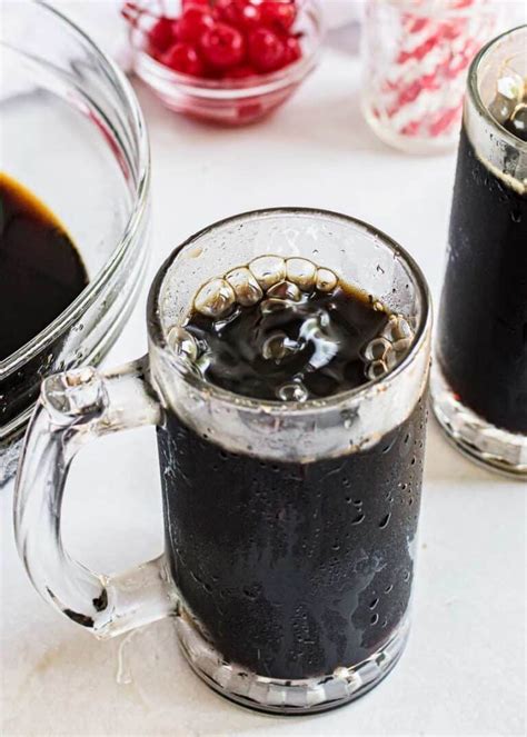 EASY Homemade Root Beer (15 minutes) - I Heart Naptime