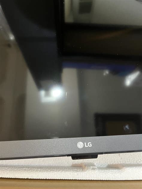 Monitor Smart TV LG 24TL510S-PZ 24'' LED HD - Outlet Exclusivo