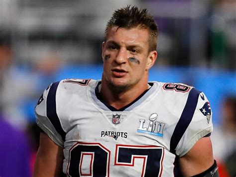 10 Highest Paid Tight Ends In NFL History