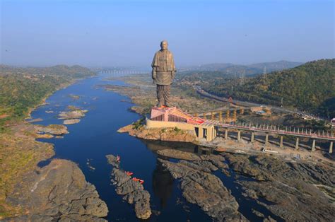 India Reveals The Statue Of Unity The World S Tallest