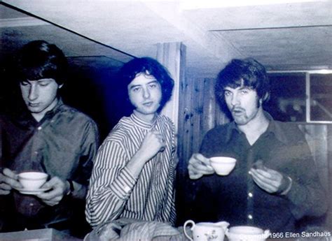 Yardbirds Chris Dreja, Jimmy Paige, Jim McCarty take tea in Sandhaus ...