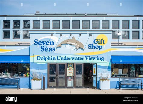 Brookfield zoo hi-res stock photography and images - Alamy