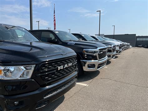 New and Used Jeep, RAM, Chrysler, Dodge dealership Grand Rapids | Cars