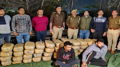 Anti Narcotics Task Force Arrested Two Smugglers In Agra Ganja Worth 2 10 Crores Was Recovered