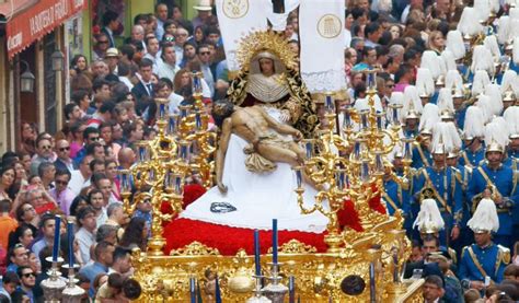 San Bernardo y Baratillo ganan tiempo en el Miércoles Santo radio