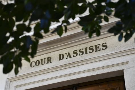 Semur En Auxoissaône Et Loire Meurtre De Danièle Beauné Le Procès