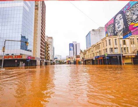 Centro De Porto Alegre Fica Sem Luz E Gua Durante Inunda O Hist Rica