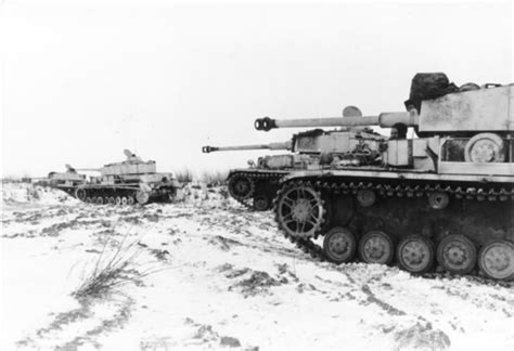 Panzer IV Tanks Eastern Front Winter World War Photos