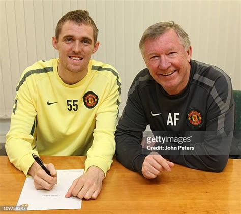 Darren Fletcher Signs Contract Extension At Manchester United Photos