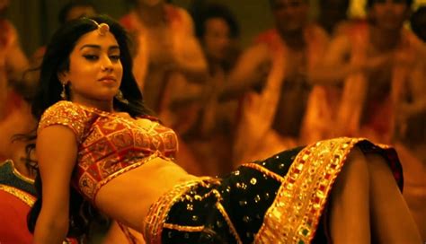 Naked Shriya Saran In Zila Ghaziabad