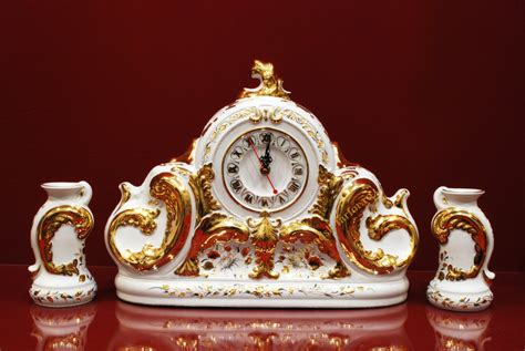 Часы Каминные с подсвечниками 27 см (Белые с золотыми цветами)