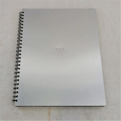 Livro Madonna Sex Back2Life Pt