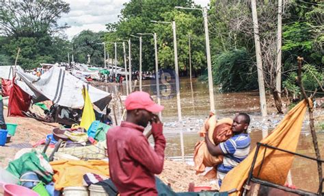 Las Inundaciones En Kenia Dejan Ya Muertos En Medio De Una