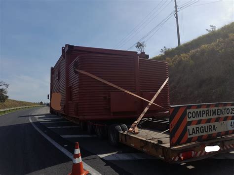 Carreta Colide Defensa Met Lica Na Rodovia Dom Pedro I Em Campinas