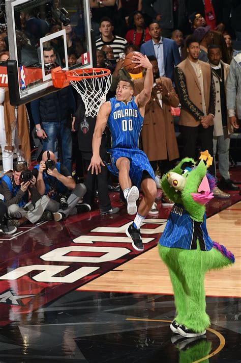 Aaron Gordon Dunk Poster