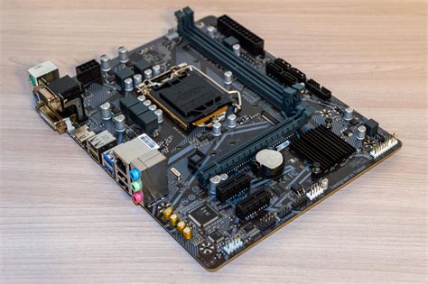 Материнская плата GIGABYTE H410M S2H V2 (LGA1200, mATX) — купить в ...