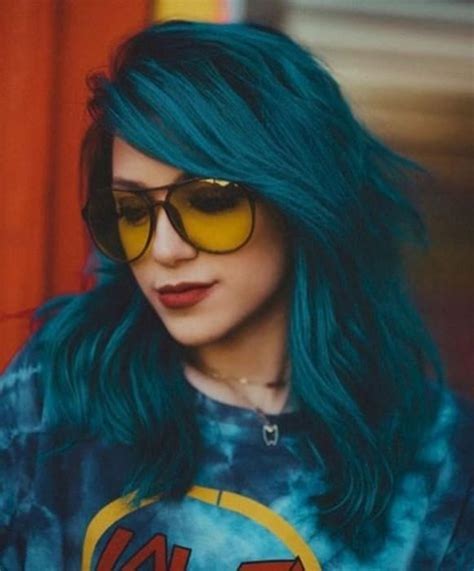 15 Best Teal Blue Hair Ideas to Copy in 2021