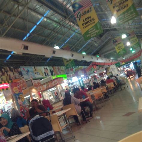 Giant Senawang Food Court - 12 tips from 990 visitors