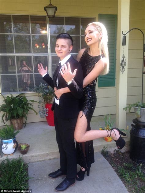 Florida Lesbian Teens Become First Same Sex Couple To Become Prom King