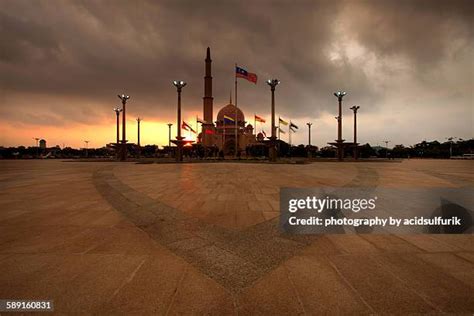 Pakistan Lal Masjid Photos And Premium High Res Pictures Getty Images