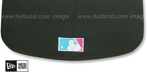 New York Yankees Miami Vice Side Patch Black Beetroot Fitted Hat