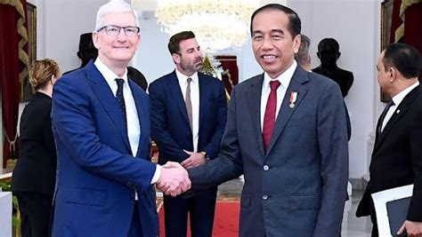 CEO Apple Tim Cook Melakukan Kunjungan Ke Indonesia Adaremit