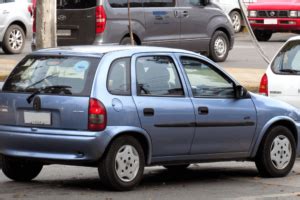 7 carros que marcaram os anos 2000 e nós ainda amamos