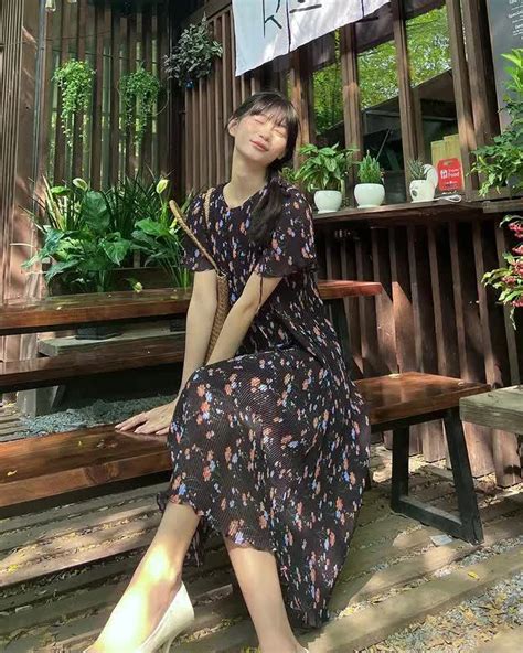 Local Brand B N V Y Hoa Nh N I Nh C N Tr N Instagram Li N T C C P Nh T Hot Trend Gi L I