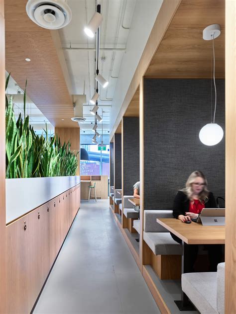 Expect upgrades to king george station passenger area skytrain access surrey bc 23