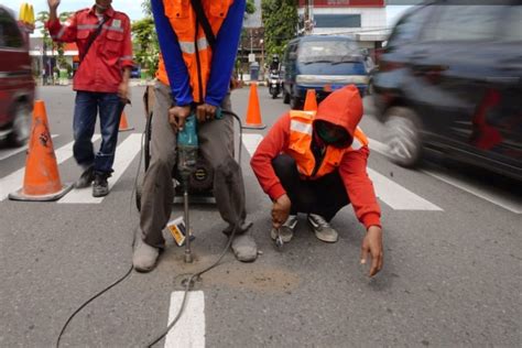 Dishub Kota Madiun Tambah Rambu Lalu Lintas Hadapi Lebaran Antara