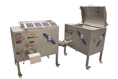 Farmers are impressed by the reliability of new thompson machinery 34