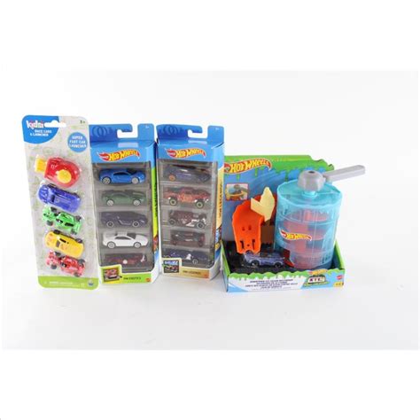 Hot Wheels Cars And Hot Wheels Downtown Icecream Meltdown Toys