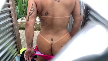 Mujer Grabada En Cabina Al Aire Libre CHICA AL AIRE LIBRE XVIDEOS