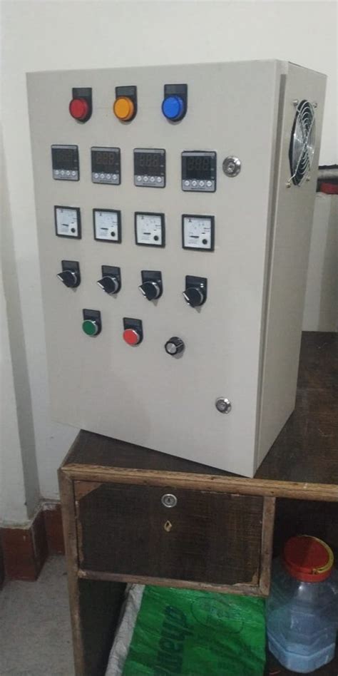 Double Door Three Phase Industries Distribution Box Tpn At Rs 1800 In