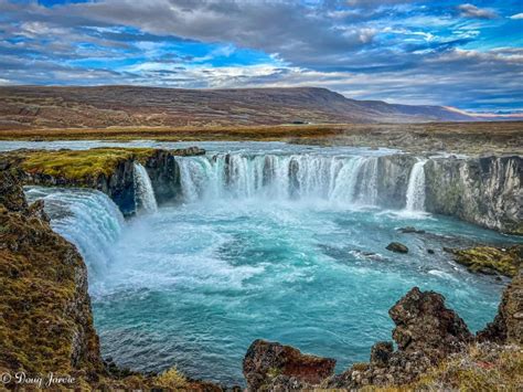 Godafoss Falls – Where do you want to go today?