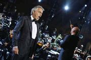 Andrea Bocelli relembra acidente que o fez ficar cego Metrópoles