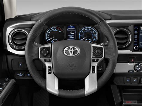 2023 Toyota Tacoma: 213 Interior Photos | U.S. News