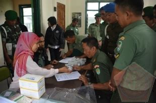 Tes Urine Oleh BNN Kabupaten Garut WEBSITE TENTARA NASIONAL INDONESIA