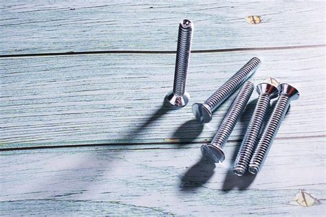 What Are Galvanized Screws? Uses, Parts, & Types | House Grail