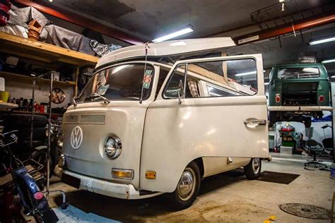 Volkswagen Type A Fra En Klassisk Folkevogns Bus Med Masser Af