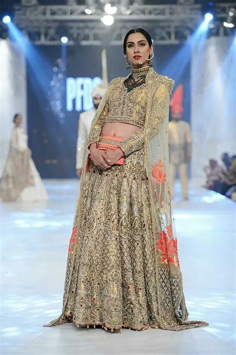 Pin By Rubab On Wedding Clothes Bridal Dress Design Bridal Dresses