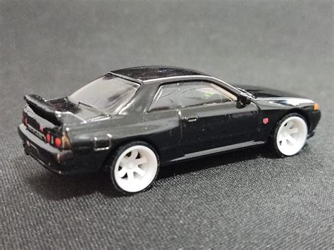 Hot Wheels Nissan Skyline GTR R32 Black Custom Wheel Swap – Vancity Diecast